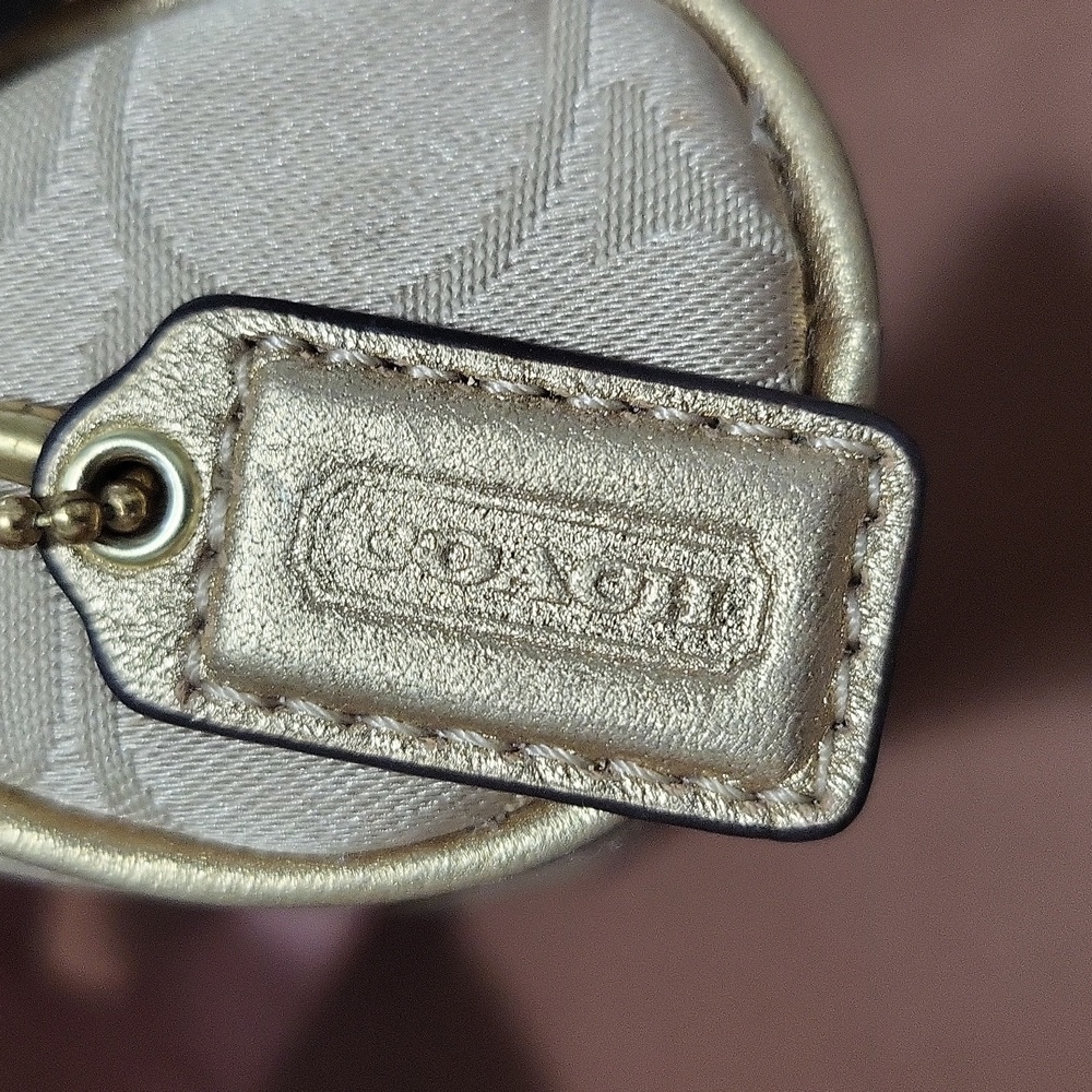 Coach makeup case - Picture 2 of 6
